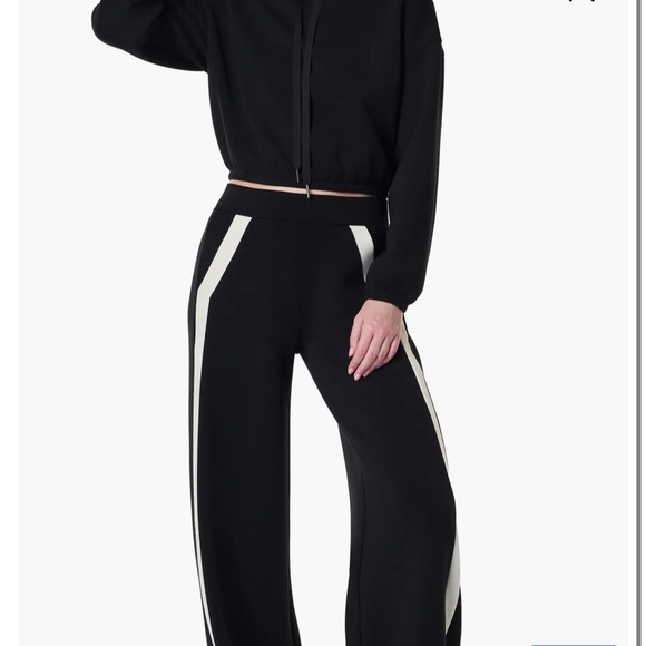 Spanx Airessentials Cinched Hoodie Black size M - Picture 2 of 8